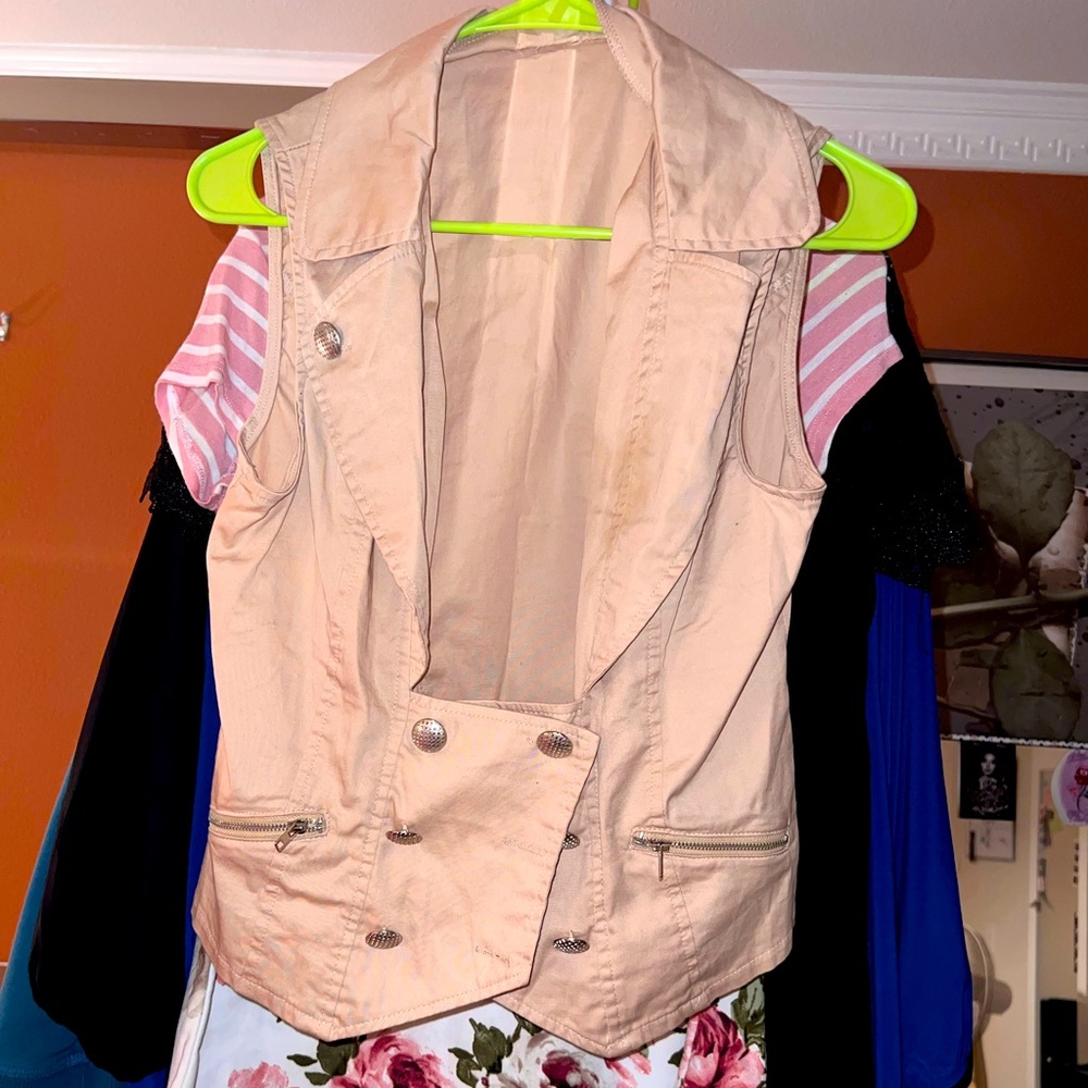 New vest.
